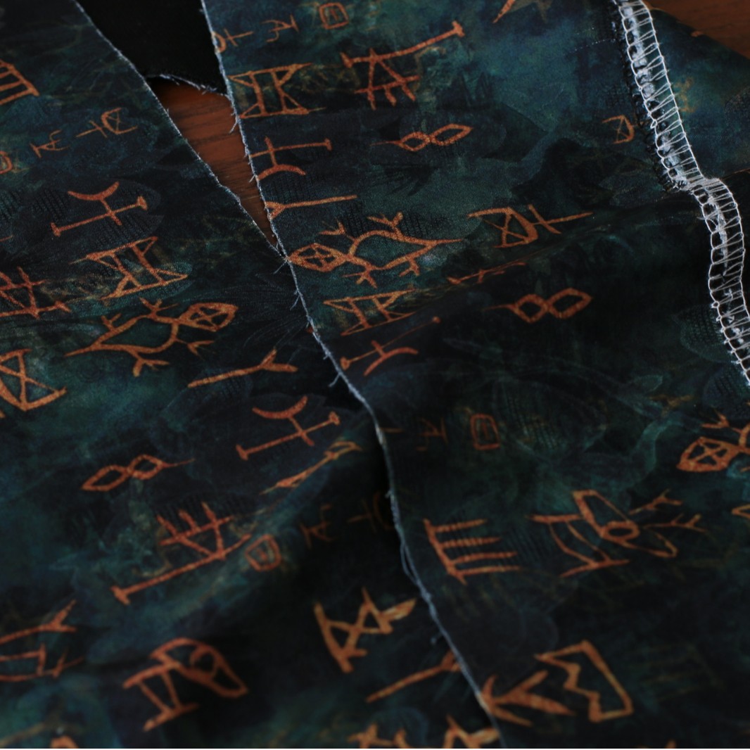 Oracle Bone Script Jacquard Re - Sewing Tie Dye ulasan dan harga